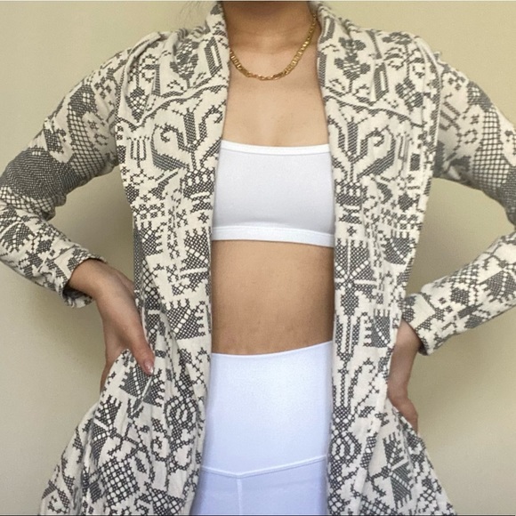 FREE PEOPLE Cream Peacock Crossstitch Needlepoint Jacket​ - Picture 3 of 14